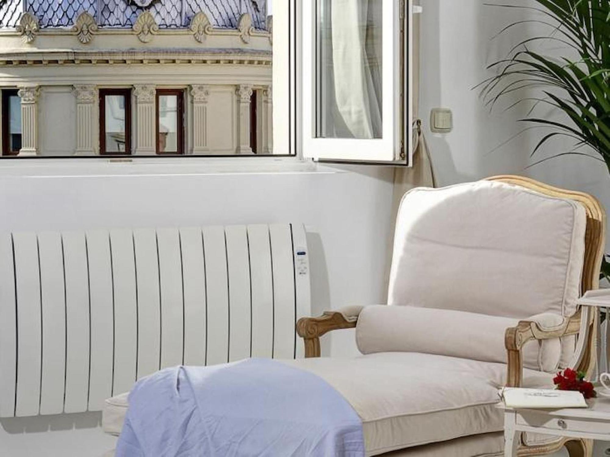 Chezmoihomes La Belle Epoque Oversized In The Very Heart Of Granada Eksteriør billede